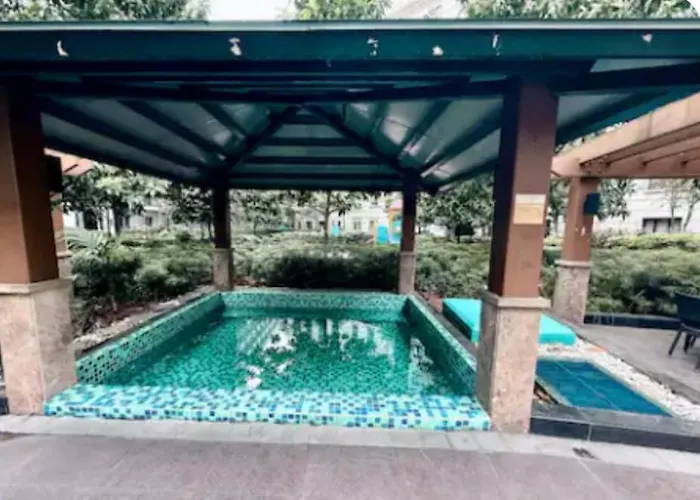 Apartment Eighty One Newport Blvd Near Naia3 -2e