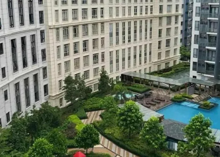 Eighty One Newport Blvd Near Naia3 -2e *